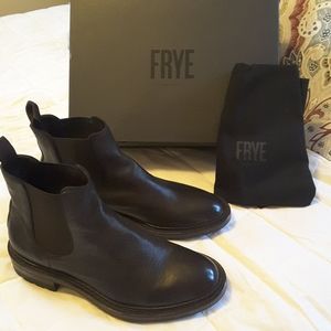 Brand New Frye Grayson Chelsea Mens Boots